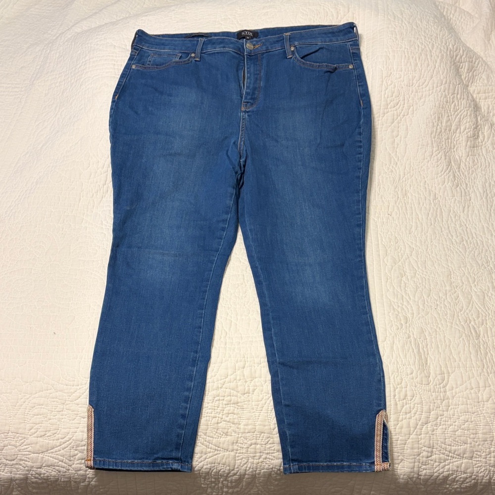 NYDJ Classic Blue Cropped Jeans